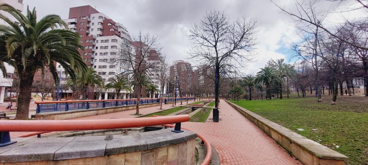 Bilbao Apartment Lasai Con Parking Directo Exteriör bild